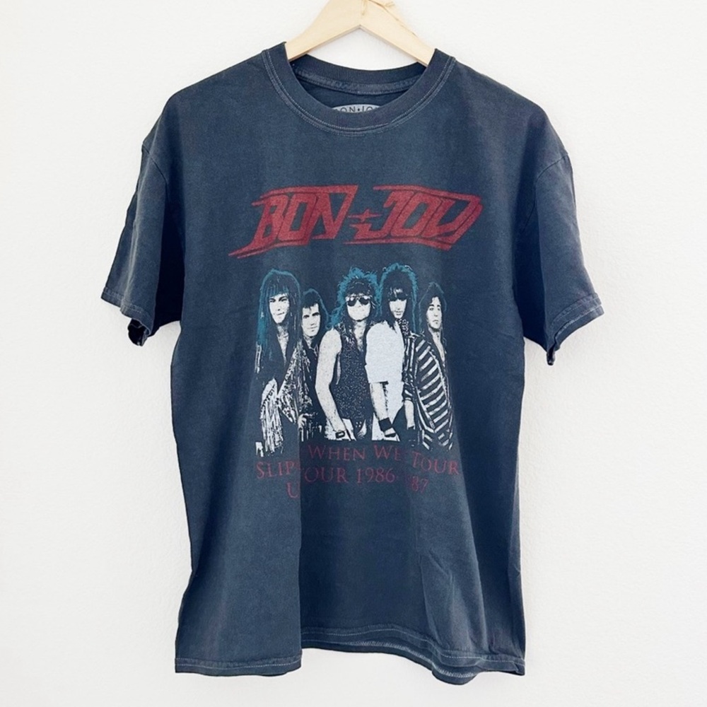 NWOT Bon Jovi Graphic T-shirt